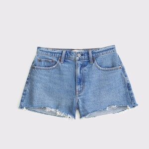 Abercrombie & Fitch 90’s Relaxed Cutoff Short High Rise - Curve Love